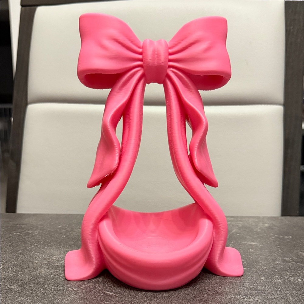 Pink Bow Shaped Stand *NWOT